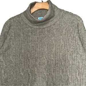 Survival Women’s Size L Gray Twisted Cable Front Mock Neck Sweater